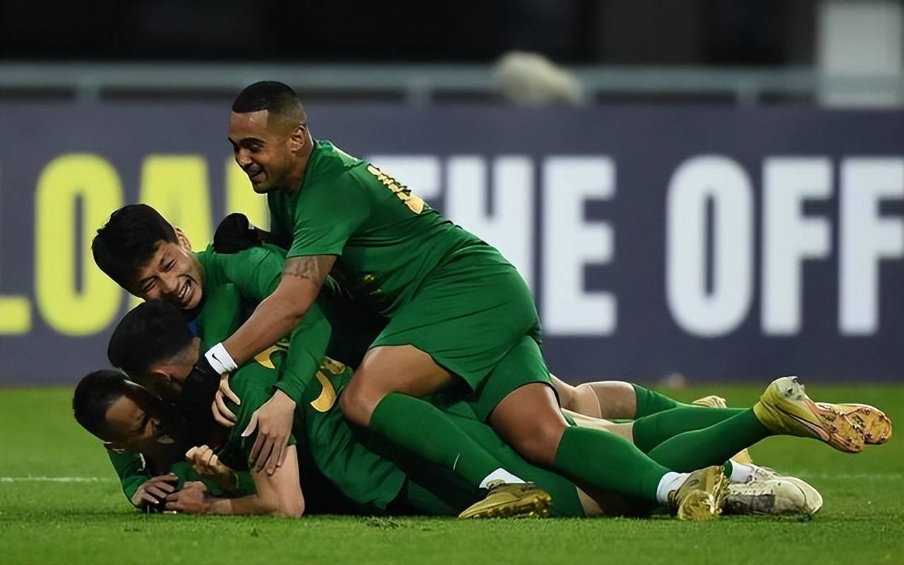 爱游戏体育app-风云突变！布莱顿国际比赛日完成体检，亚冠版图或变，赛场秩序良好，控场能力受关注-爱游戏体育app